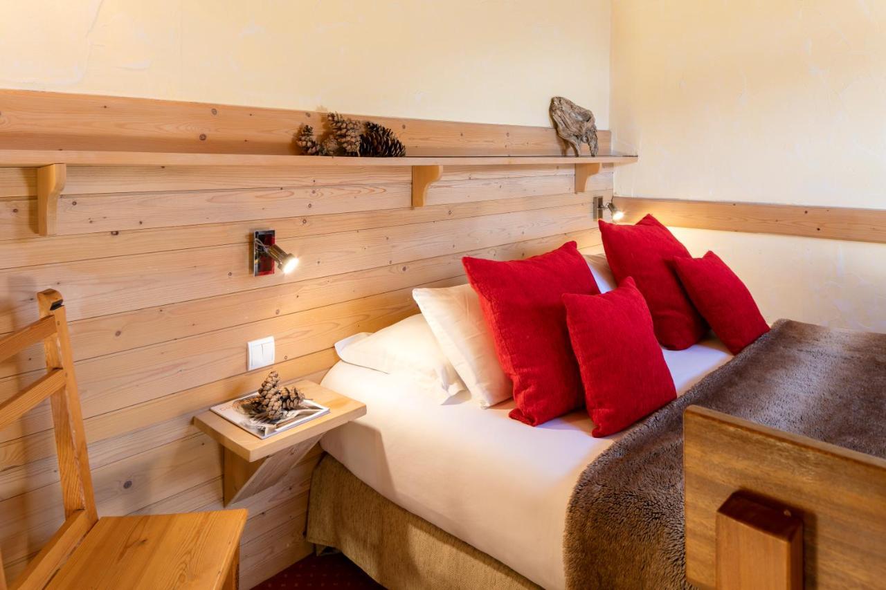 Hotel & Spa Les Bartavelles Crots Bagian luar foto