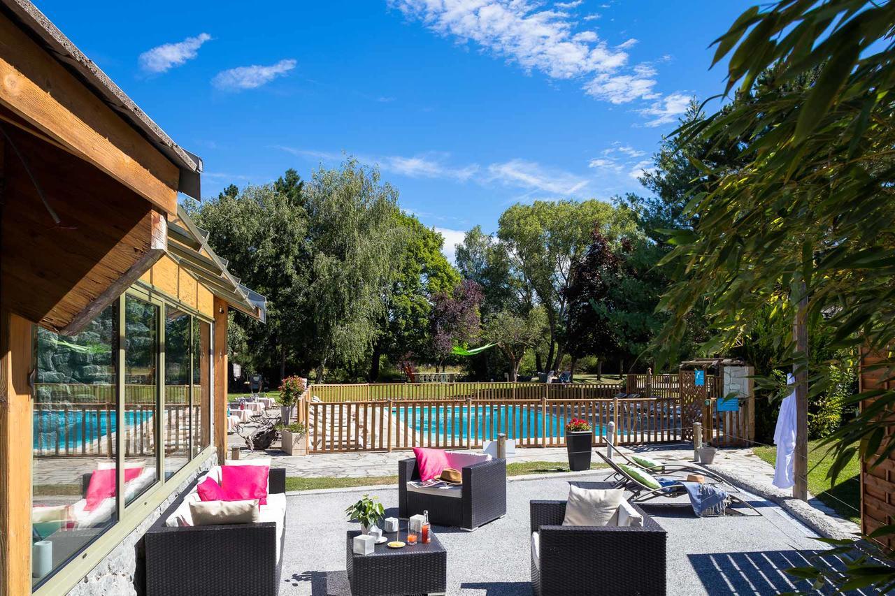 Hotel & Spa Les Bartavelles Crots Bagian luar foto