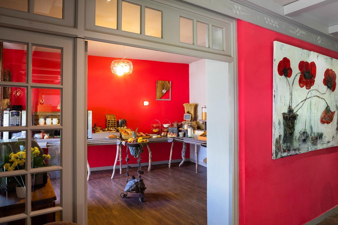 Hotel & Spa Les Bartavelles Crots Bagian luar foto